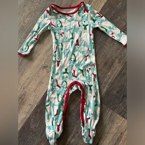 NEW North Pole trading company, baby onesies‎ footie Pajamas christmas bear 18m